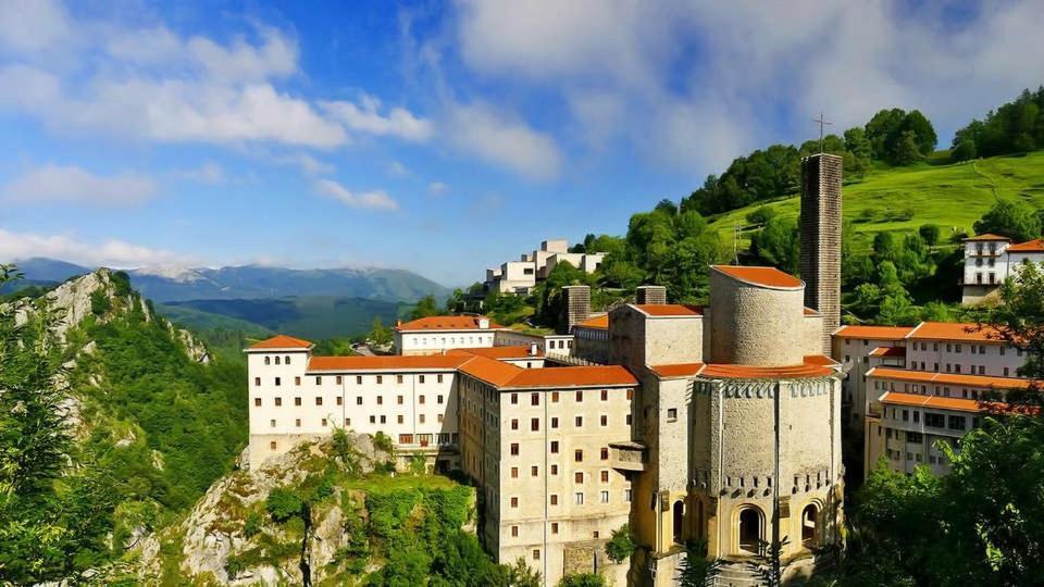 Hotel Loiola Azpeitia Luaran gambar